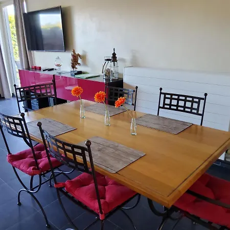 In بيت للعطل كنوك هايست