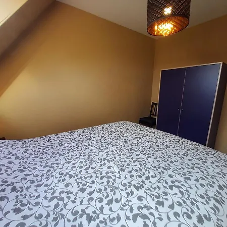 In بيت للعطل