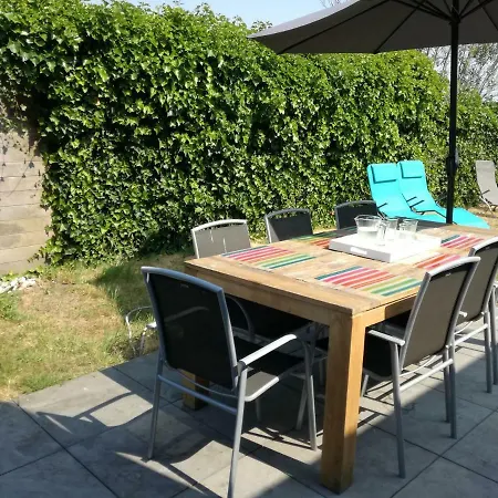 In Met Tuin En Parkeerplaats Casa de Férias Knokke-Heist